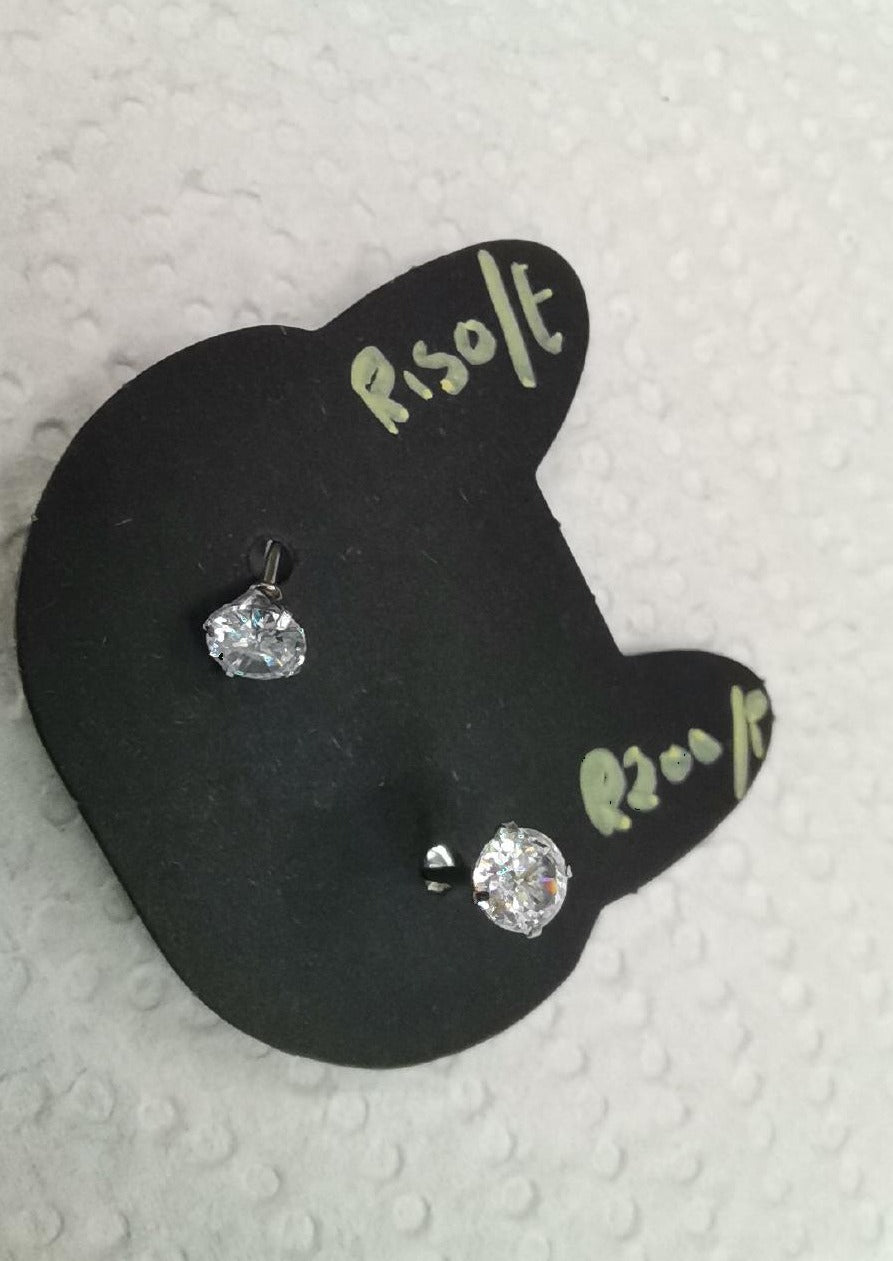 Large crystal piercing studs