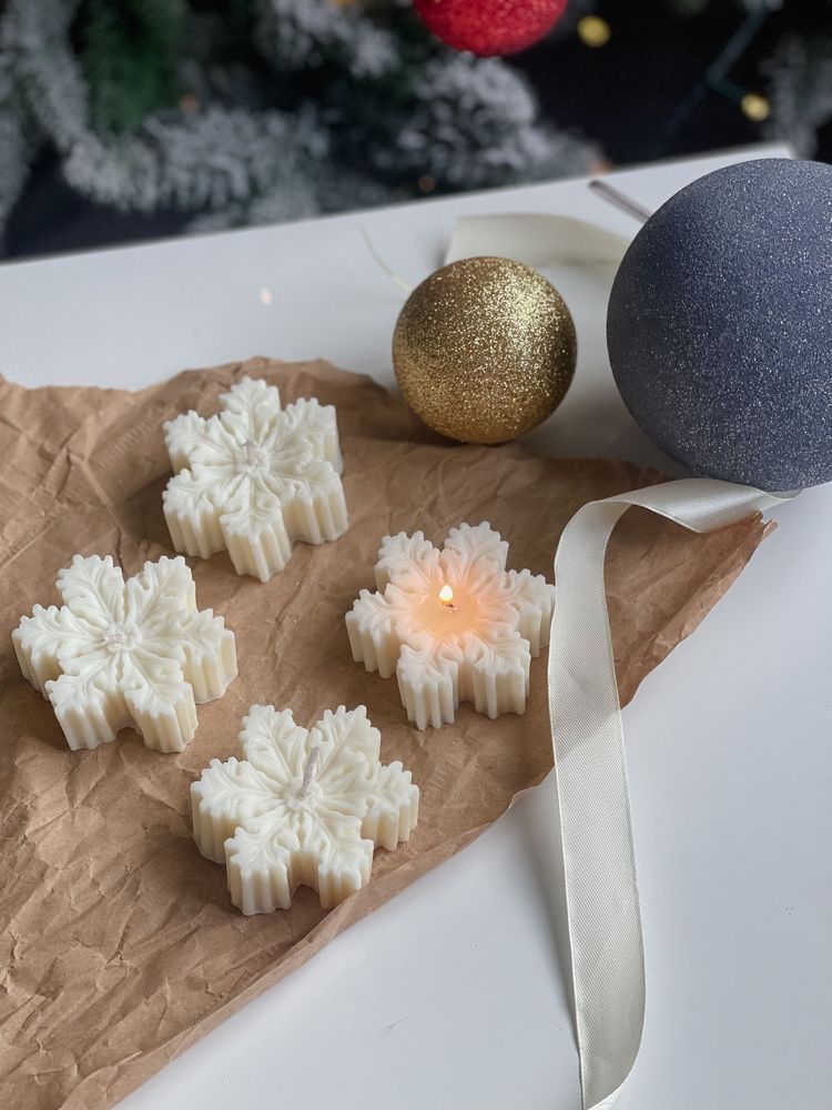 Mix & Match 3 Festive Candles