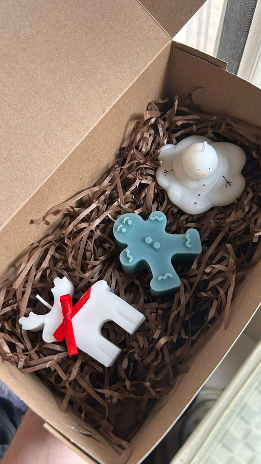 Mix & Match 3 Festive Candles