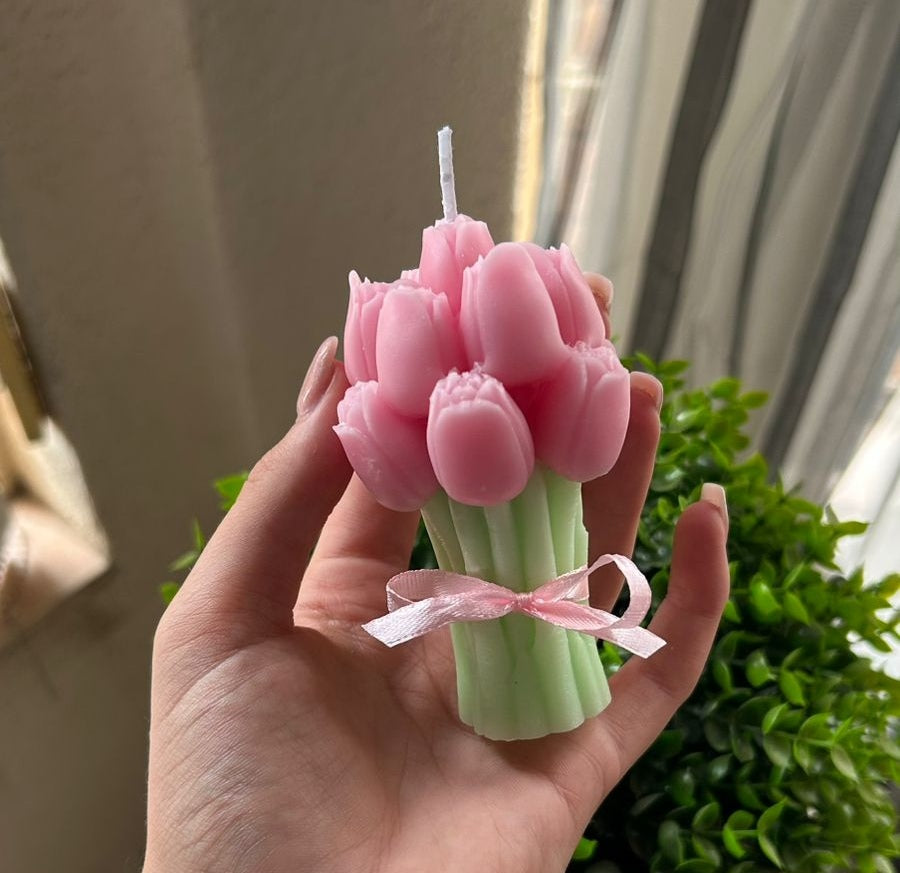 Tulip Bouquet Candle