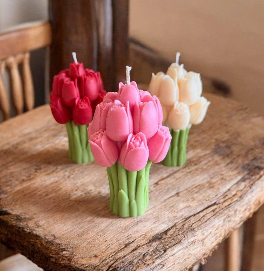 Tulip Bouquet Candle